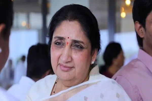 Unopposed Baramati bypoll for Sunetra Pawar in doubt as Congress enters field