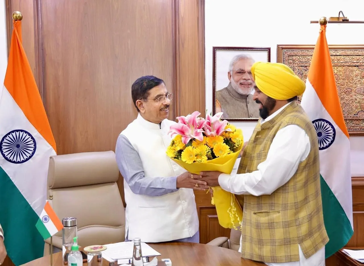 Big relief for farmers; Special trains to be run to lift 155 lakh metric tonnes of rice & wheat lying in FCI godowns in Punjab: CM Bhagwant Singh Mann