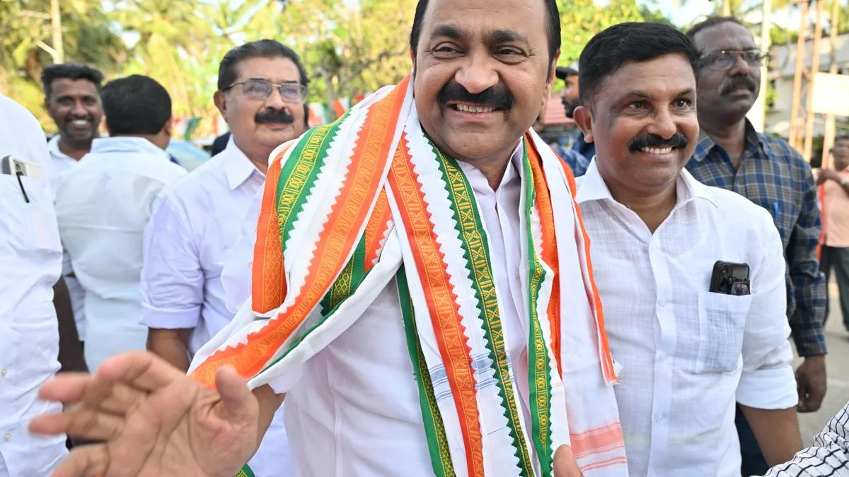 Kerala Election Alert Satheesan Slams Leader Cult