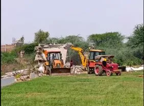 Hamirpur Illegal Construction Crisis Sparks Major Safety Alert