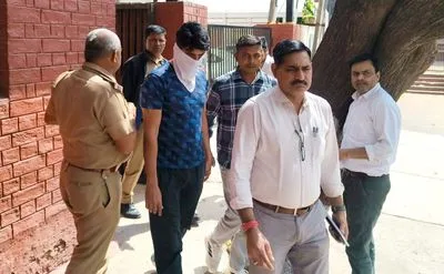 Rohtak youth arrested for duping Ellenabad resident of Rs 42,580 in WhatsApp scam
