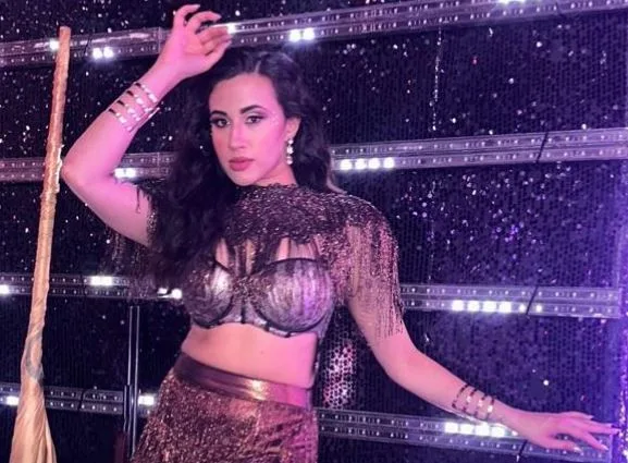 Bollywood Newcomer Revati Mahurkar Breaks Barriers in 1 Year