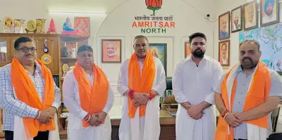 Vijay Sampla Visits Akshay Sharma’s Residence, Punjab Issues Discussed Over a Cup of Tea