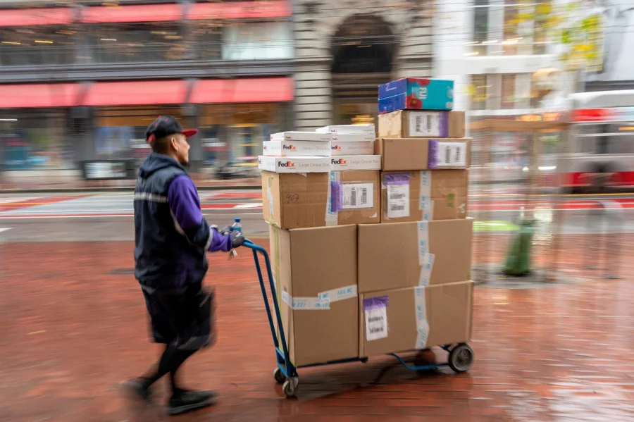 Fortune 500 Hits Record Revenues and Profits But Employs Fewer People
