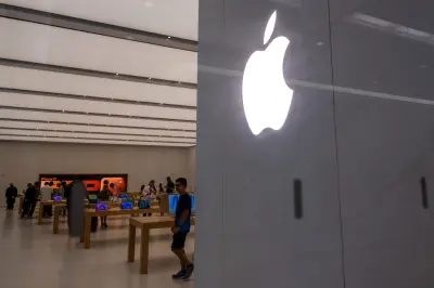 Apple Seeks White House OK for Chinese Chip Deal