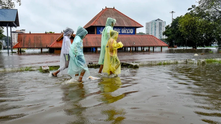 Kerala Floods Kill 8, Hundreds Displaced in Monsoon Crisis