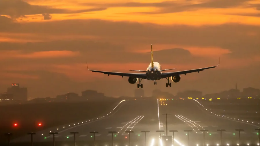 FlightAware Sues Kalshi Over Data Use