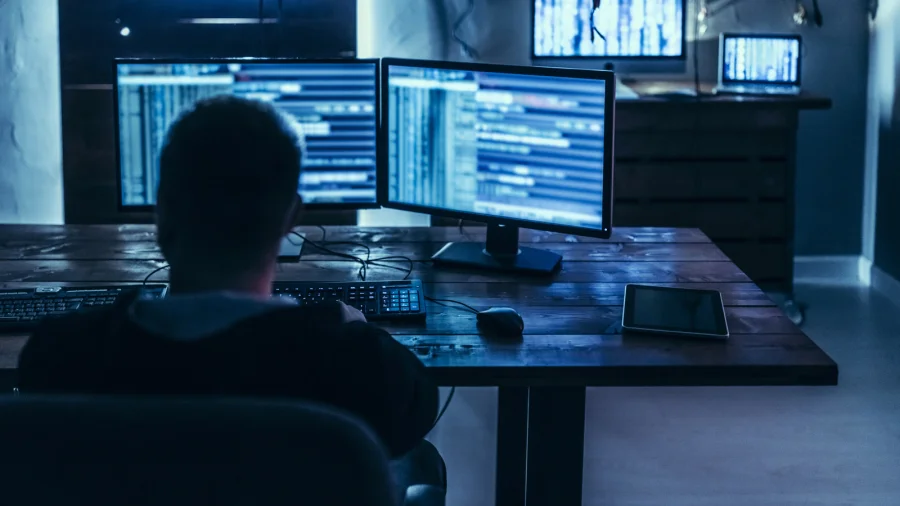 US Allows Private Cyberattacks: New Policy Guide