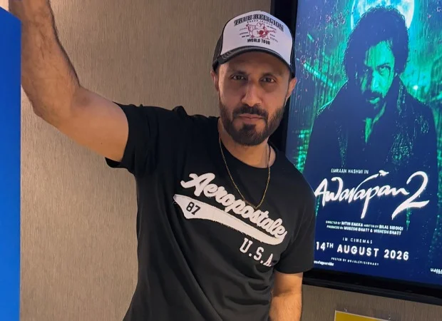Mustafa Zahid Emotional as Toh Phir Aao Plays in Awarapan 2