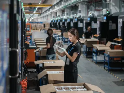 AI Boom Drives Asia Export Growth to Record Highs