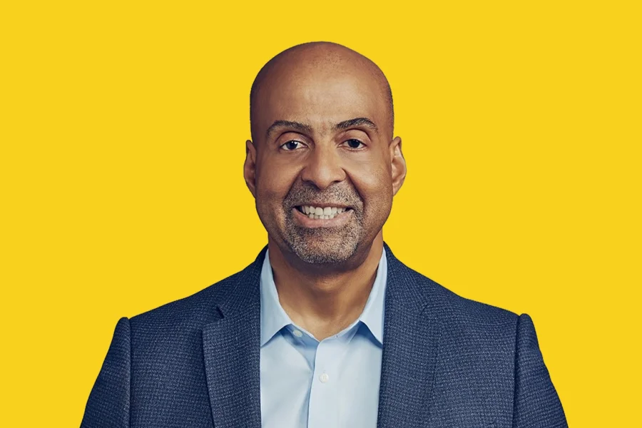 AT&T CFO Pascal Desroches Retires After 40 Years
