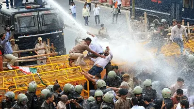 Ashok Gehlot Detained in Jaipur SIR Protest March