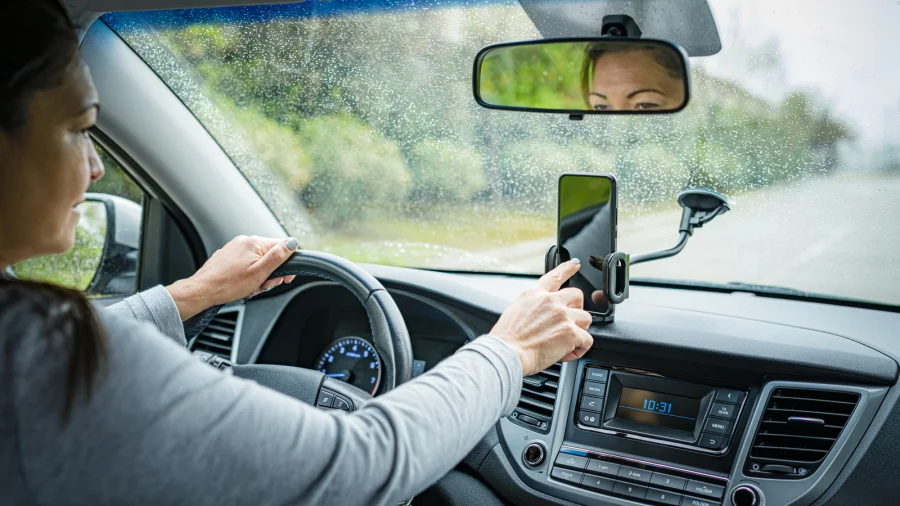 Warning: Rental Car Sync Can Store Your Contacts Forever