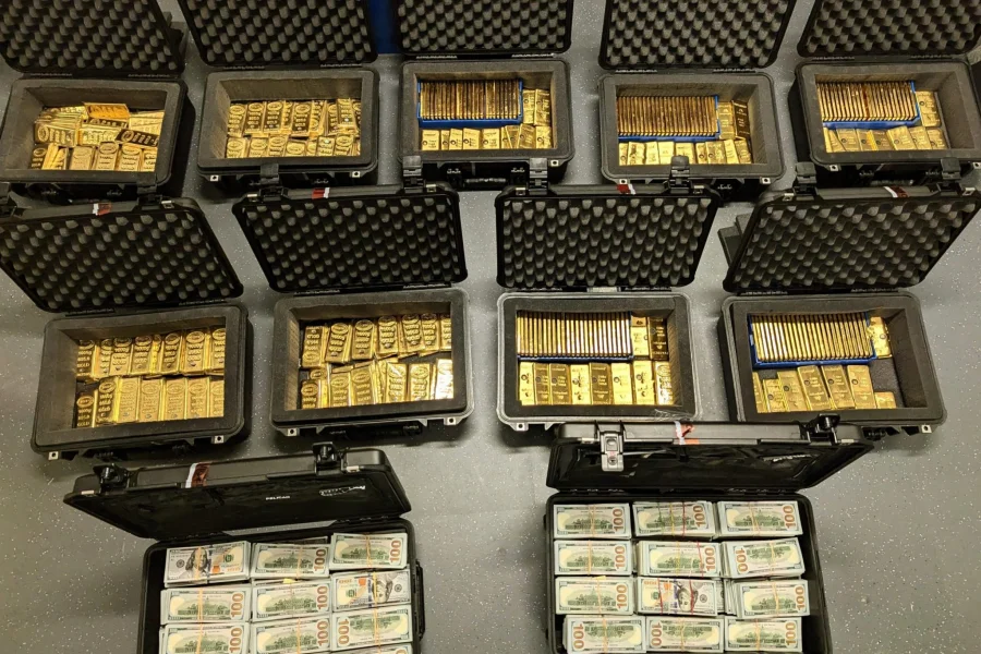 Ex-CIA Official Admits $194M Fraud, Bought 298 Gold Bars