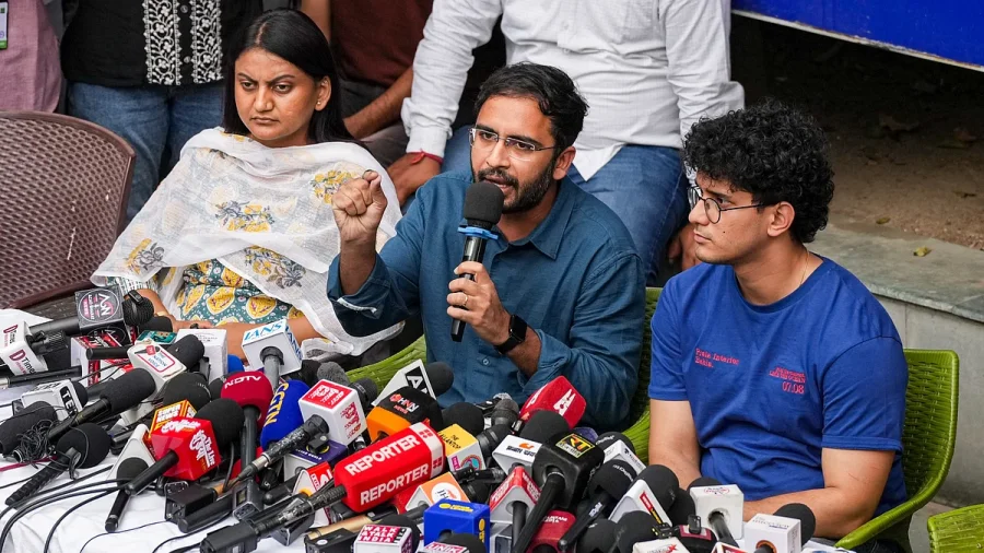 Delhi Protests Against CEC Gyanesh Kumar Intensify